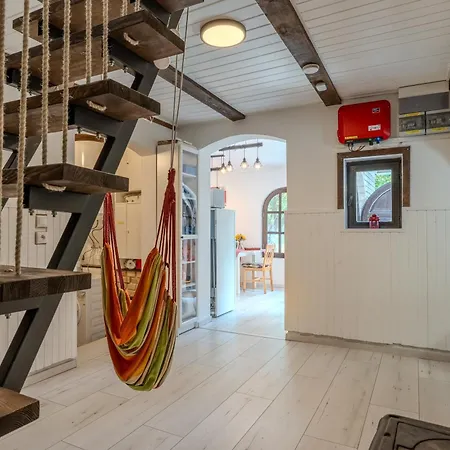 Apartment Safranyliget Vendeghaz Hollad
